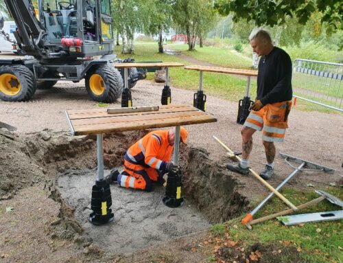 Montering av parkbänkar